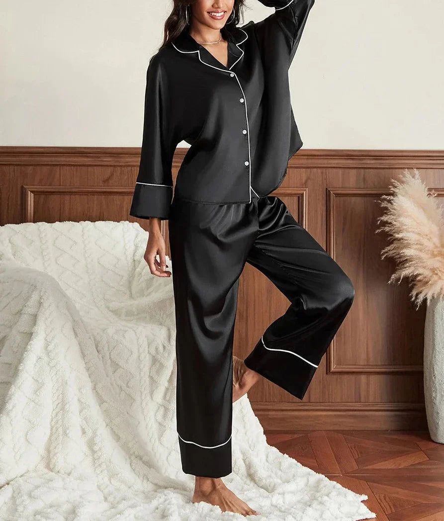 פיג׳מה- קלייר