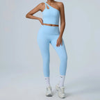 חליפת ספורט דגם - מאי