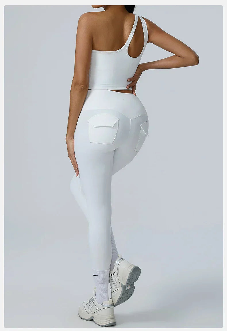 חליפת ספורט דגם - מאי